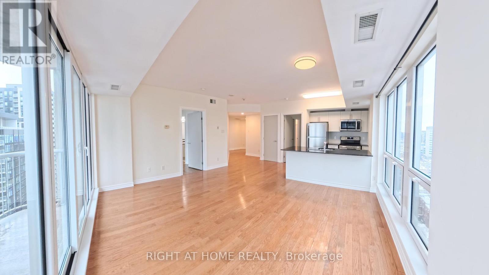 1901 - 234 Rideau Street, Ottawa, Ontario  K1N 0A9 - Photo 11 - X12632210