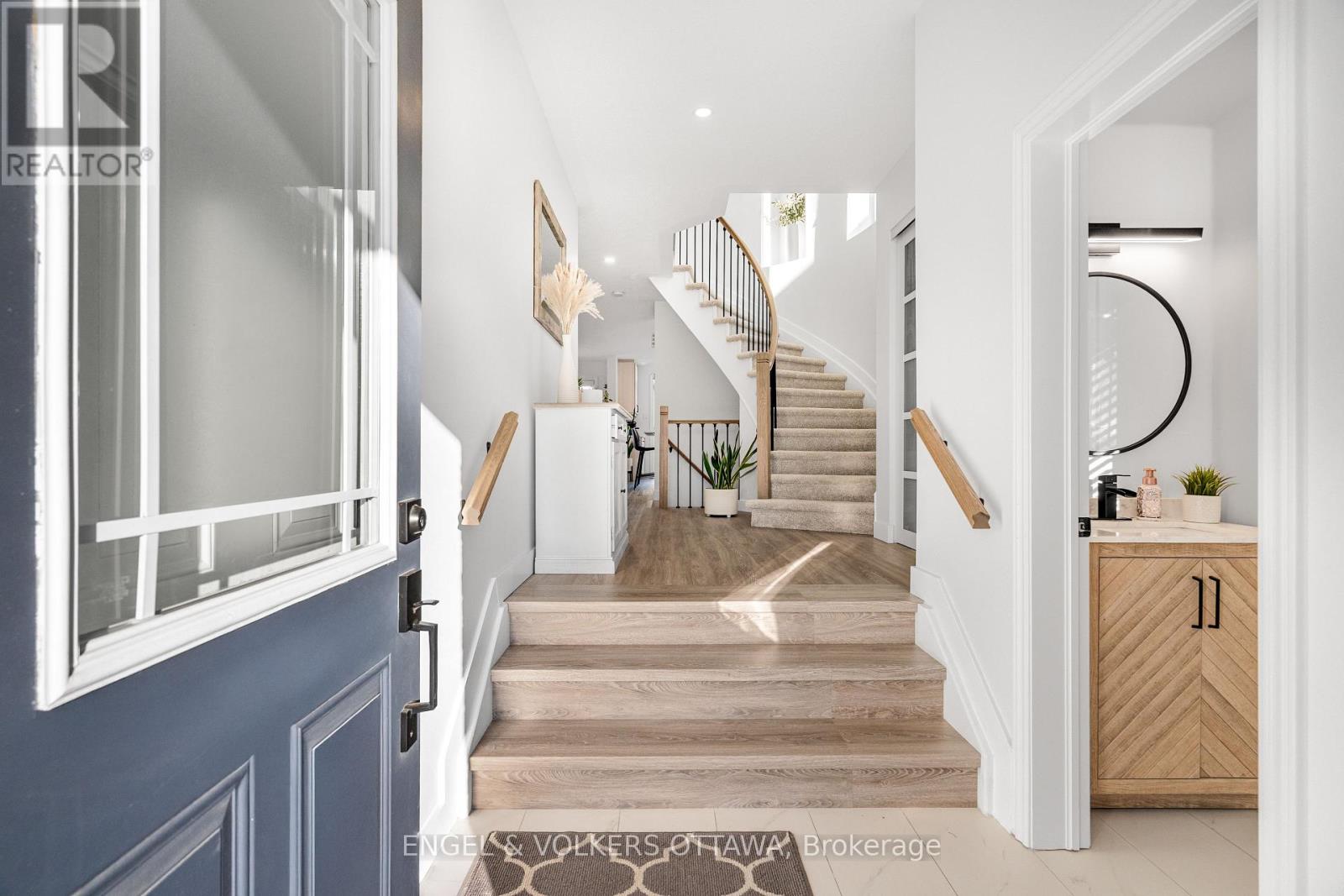 506 Allegro Way, Ottawa, Ontario  K4A 0H6 - Photo 3 - X12693328