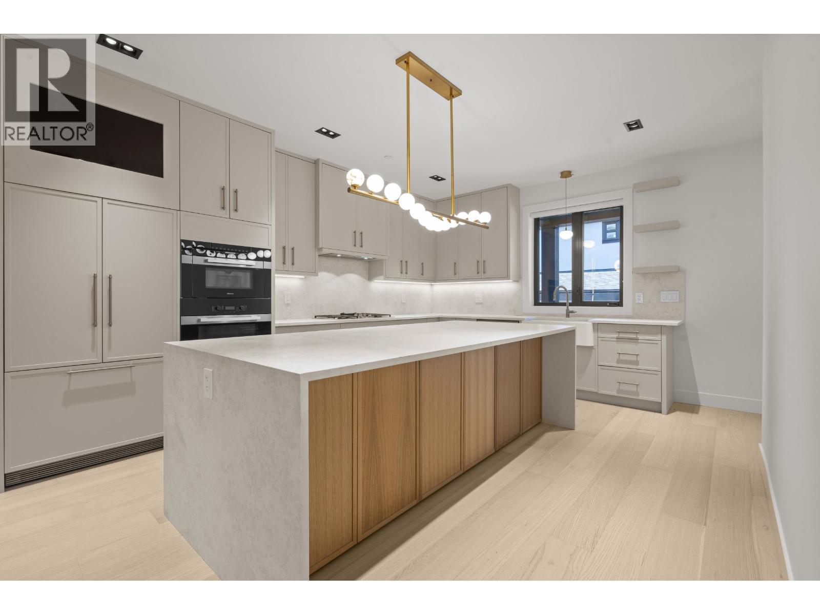 3218 W 39th Avenue, Vancouver, British Columbia  V6N 2Z9 - Photo 2 - R3079321