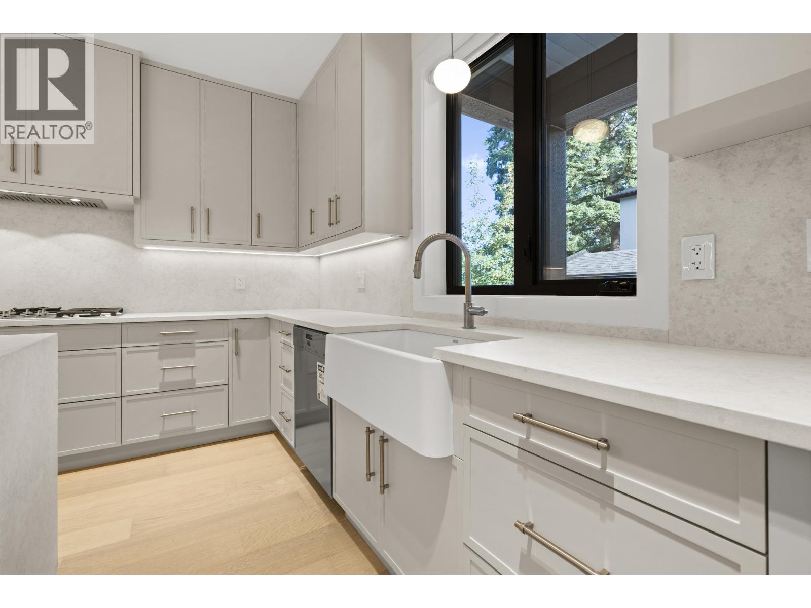 3218 W 39th Avenue, Vancouver, British Columbia  V6N 2Z9 - Photo 3 - R3079321