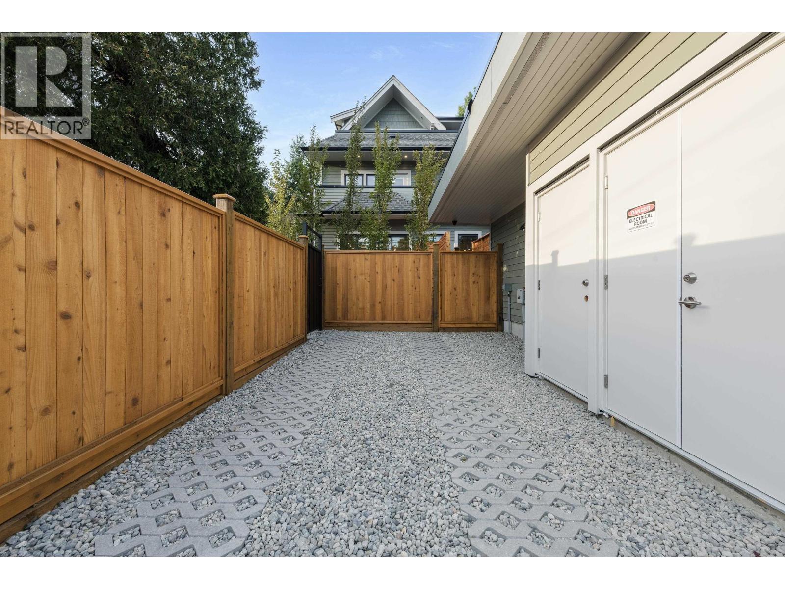 2136 E 10th Avenue, Vancouver, British Columbia  V5N 1Y1 - Photo 29 - R3079336