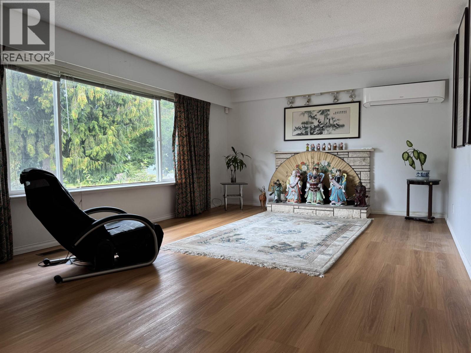 5872 Culloden Street, Vancouver, British Columbia  V5W 3S2 - Photo 2 - R3079324