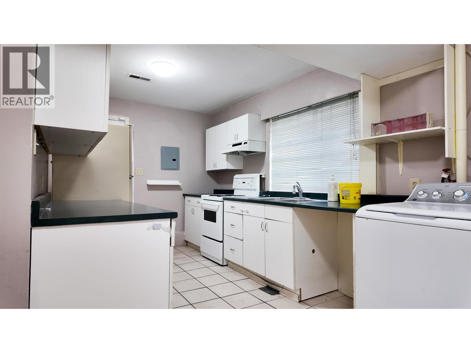 5872 Culloden Street, Vancouver, British Columbia  V5W 3S2 - Photo 6 - R3079324