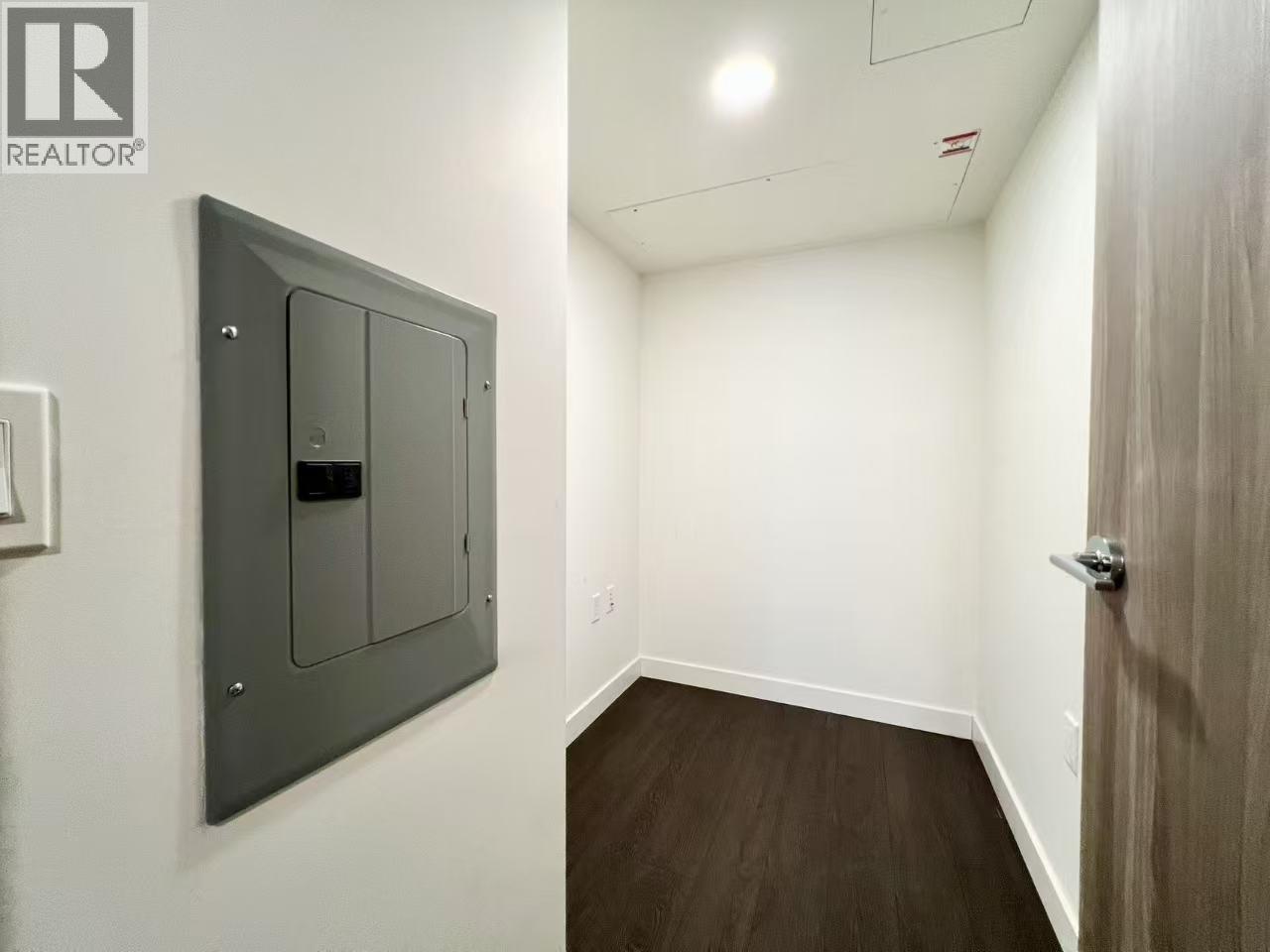 708 455 Sw Marine Drive, Vancouver, British Columbia V5X 0H3 - Photo 8 - R3079271