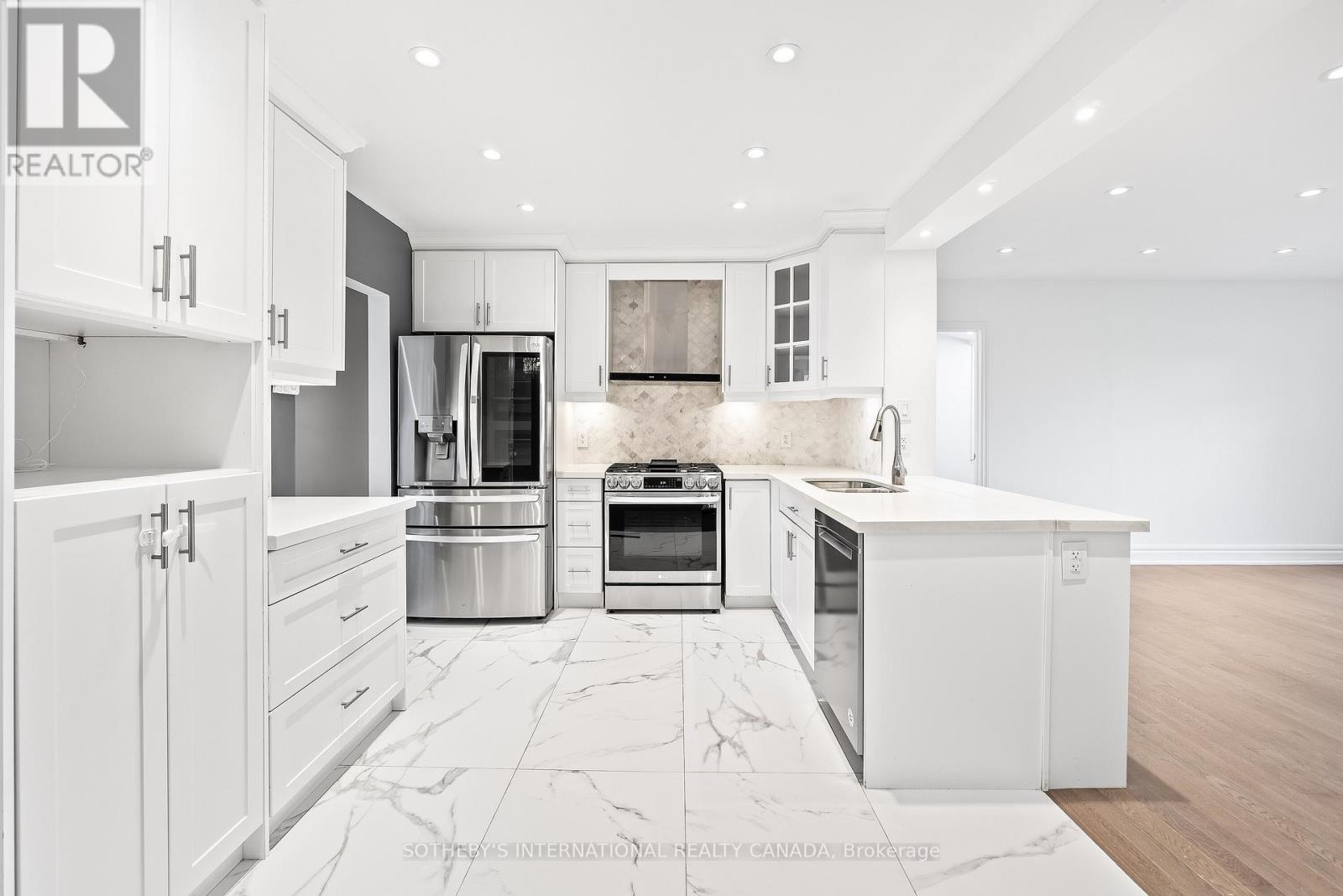 108 Lynedock Crescent, Toronto, Ontario  M3A 2B1 - Photo 10 - C12693776