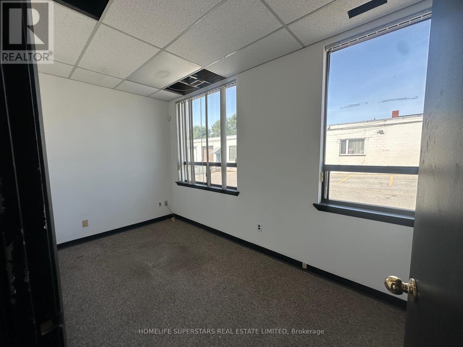 28 Howden Road, Toronto (Wexford-Maryvale), Ontario  M1R 3E4 - Photo 3 - E12693744