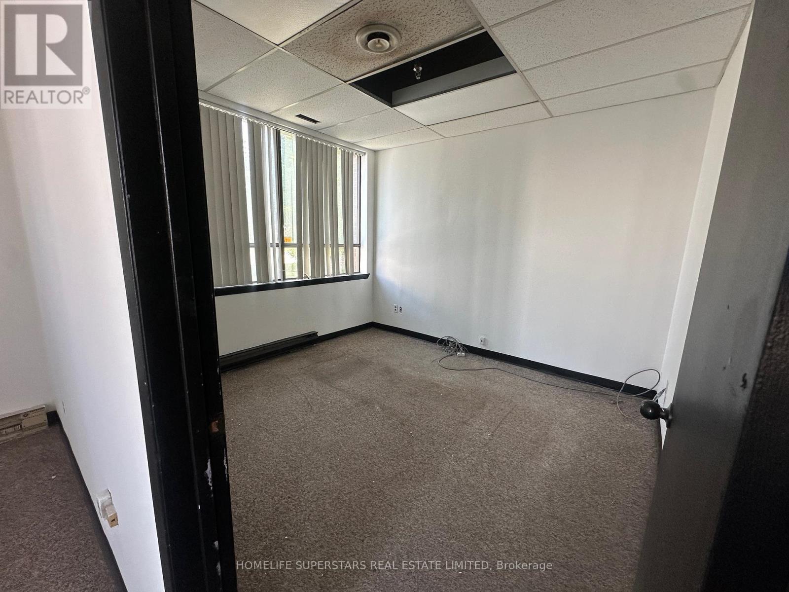 28 Howden Road, Toronto (Wexford-Maryvale), Ontario  M1R 3E4 - Photo 4 - E12693744