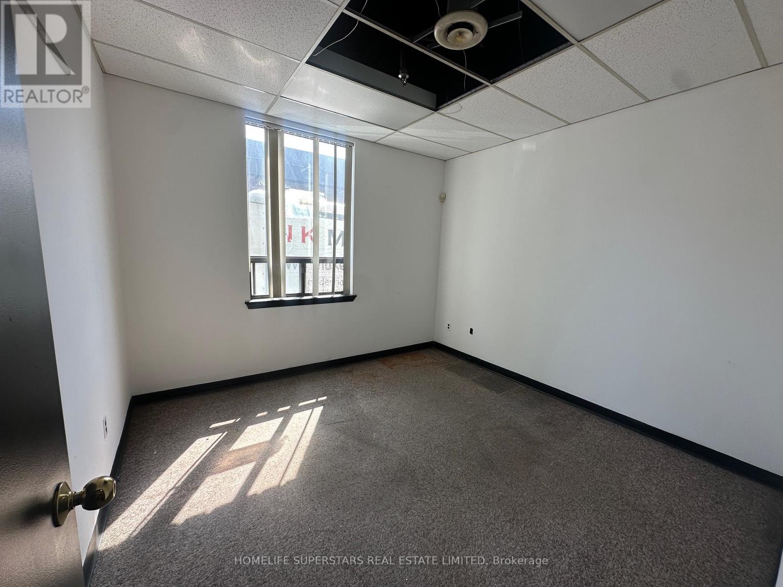 28 Howden Road, Toronto (Wexford-Maryvale), Ontario  M1R 3E4 - Photo 5 - E12693744