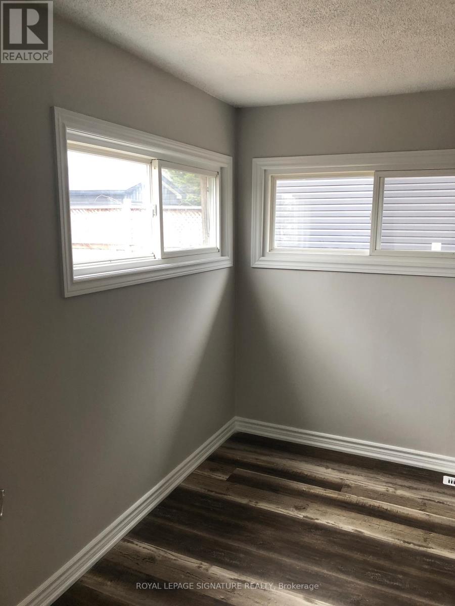 22 George Street, Ajax (Central), Ontario  L1S 1S5 - Photo 8 - E12693752