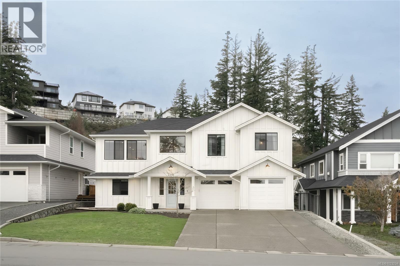 2316 Mountain Heights Dr, Sooke, British Columbia