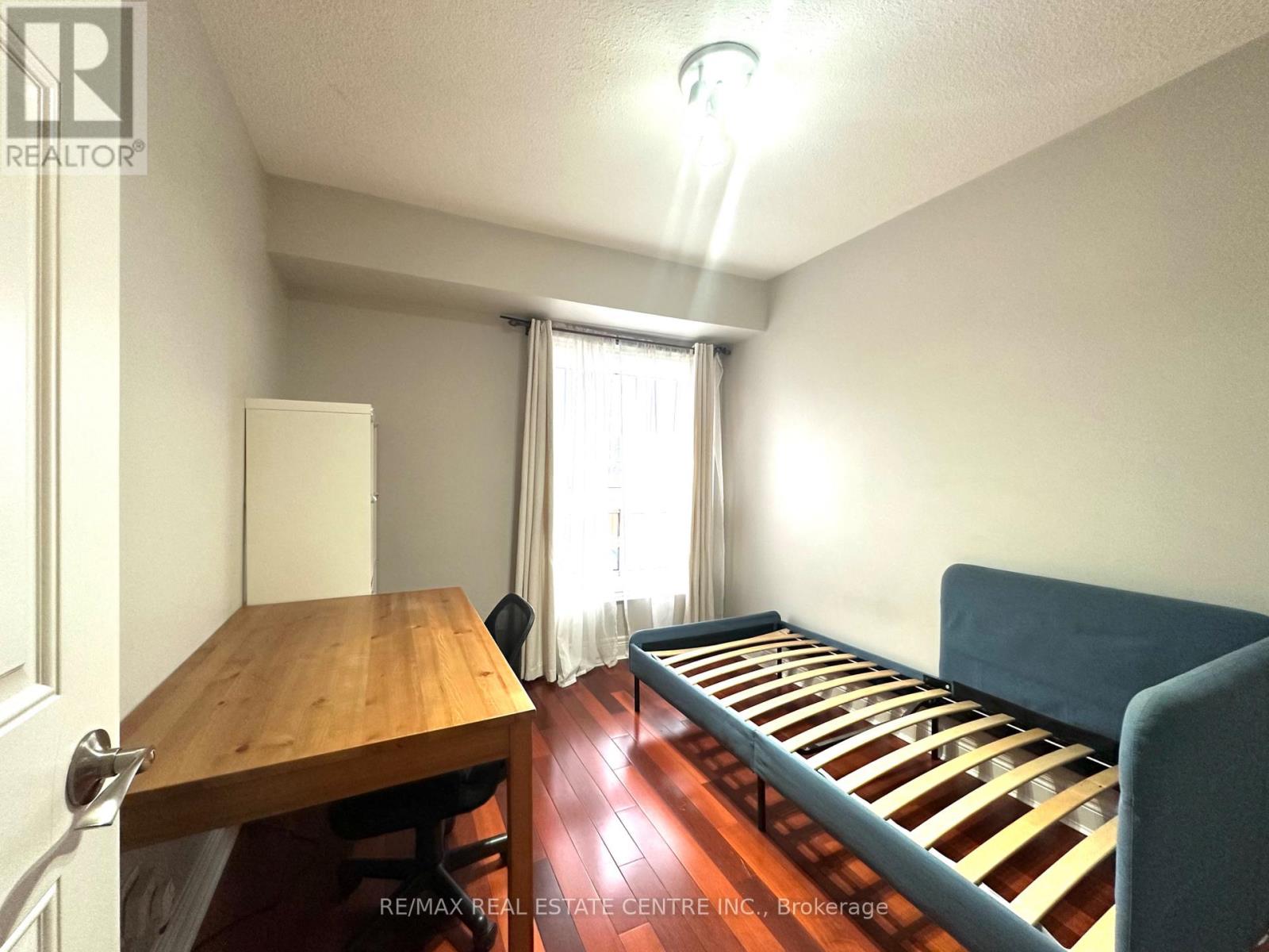 40 - 60 Hanson Road, Mississauga, Ontario  L5B 2P6 - Photo 15 - W12693738