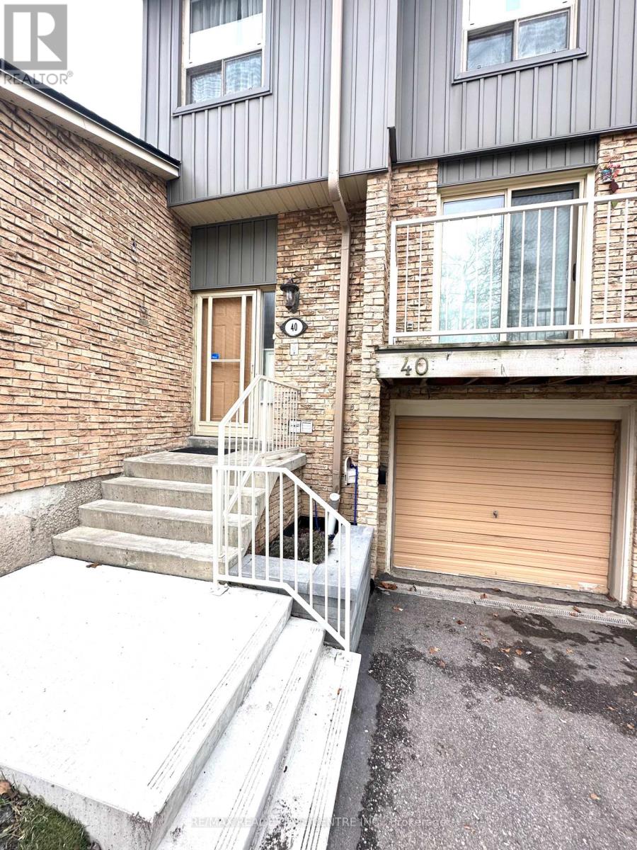 40 - 60 Hanson Road, Mississauga, Ontario  L5B 2P6 - Photo 2 - W12693738