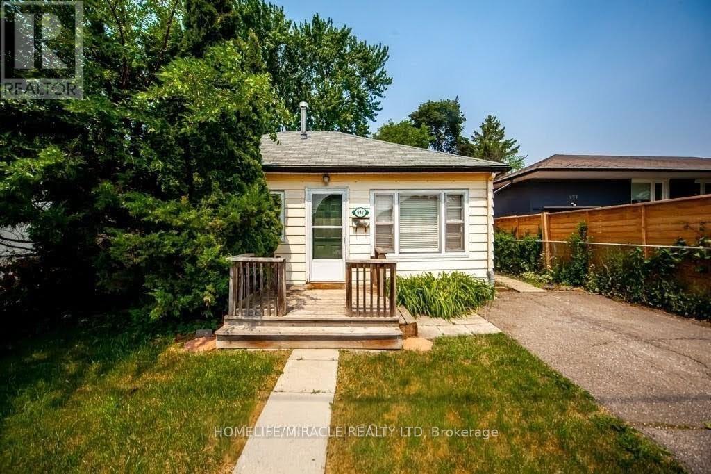 947 10TH STREET, Mississauga, Ontario