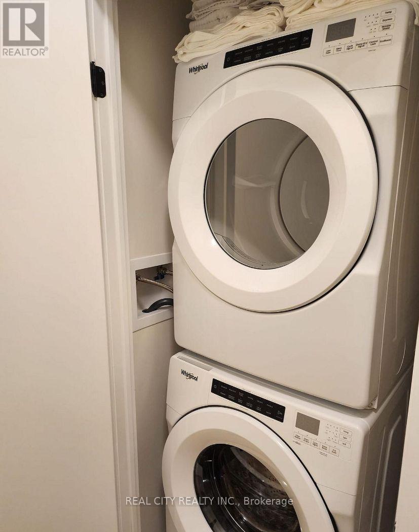 107 - 2300 St Clair Avenue W, Toronto, Ontario  M6N 0B3 - Photo 10 - W12693764