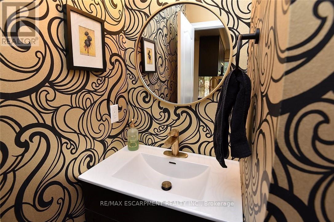 59 - 175 Fiddlers Green Road, Hamilton, Ontario  L9G 4X7 - Photo 18 - X12693730