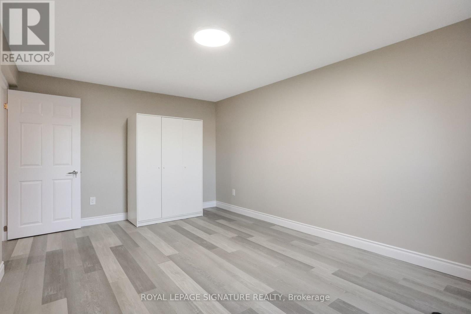 Lower - 1506 Queen's Boulevard, Kitchener, Ontario  N2M 1E4 - Photo 23 - X12693732