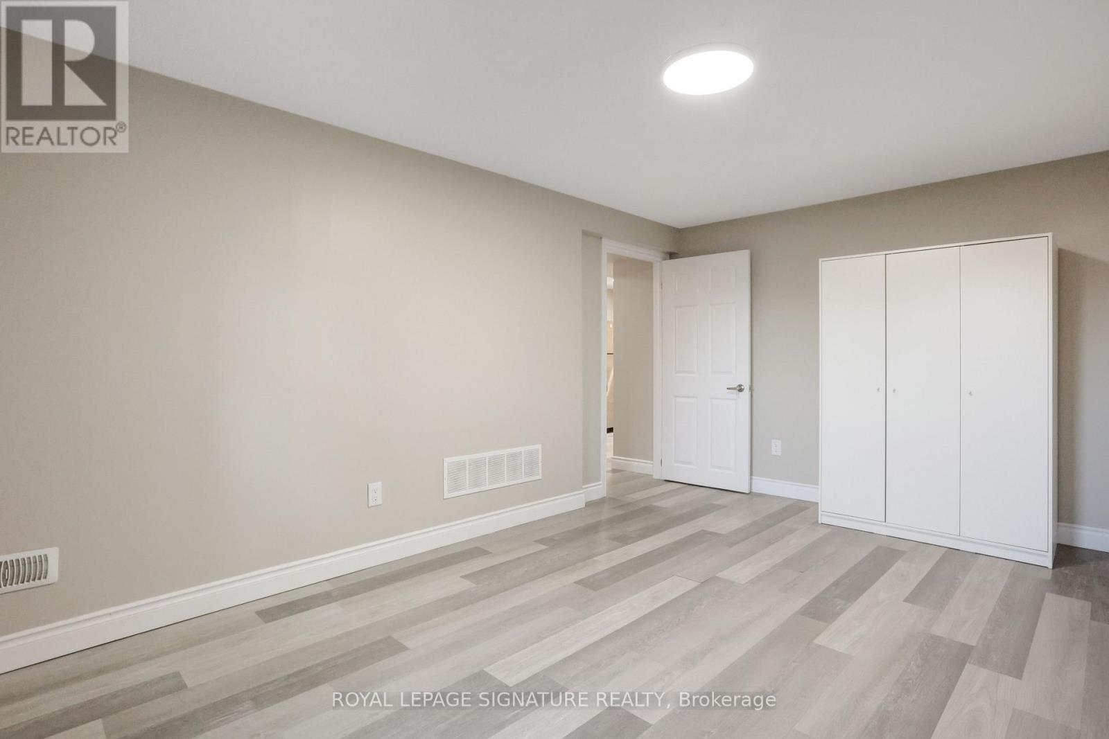 Lower - 1506 Queen's Boulevard, Kitchener, Ontario  N2M 1E4 - Photo 24 - X12693732