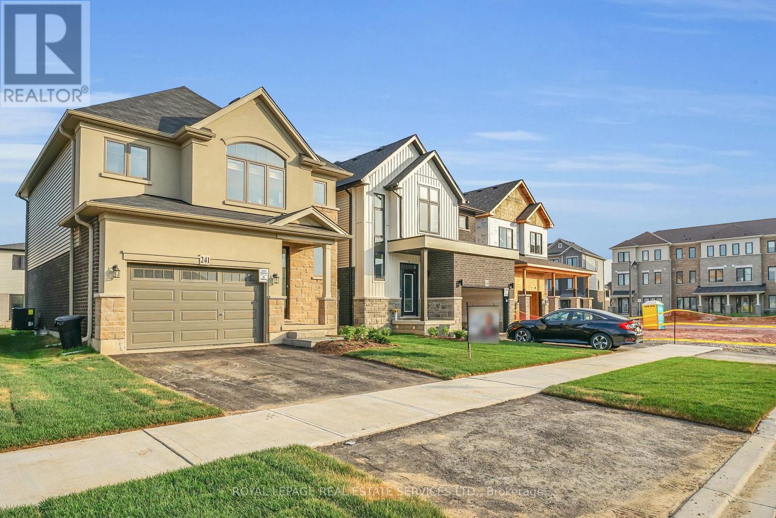 241 Longboat Run, Brantford, Ontario  N3T 5L5 - Photo 5 - X12693756