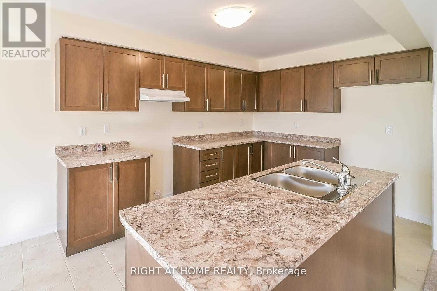 38 - 755 Linden Drive, Cambridge, Ontario  N3H 0E4 - Photo 6 - X12693766