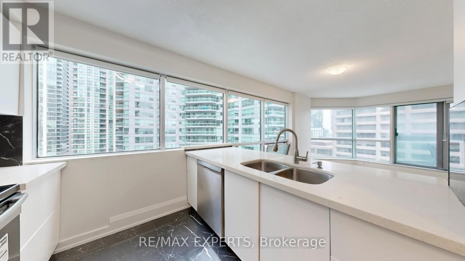 1203 - 10 Queens Quay W, Toronto, Ontario  M5J 1R4 - Photo 17 - C12687182