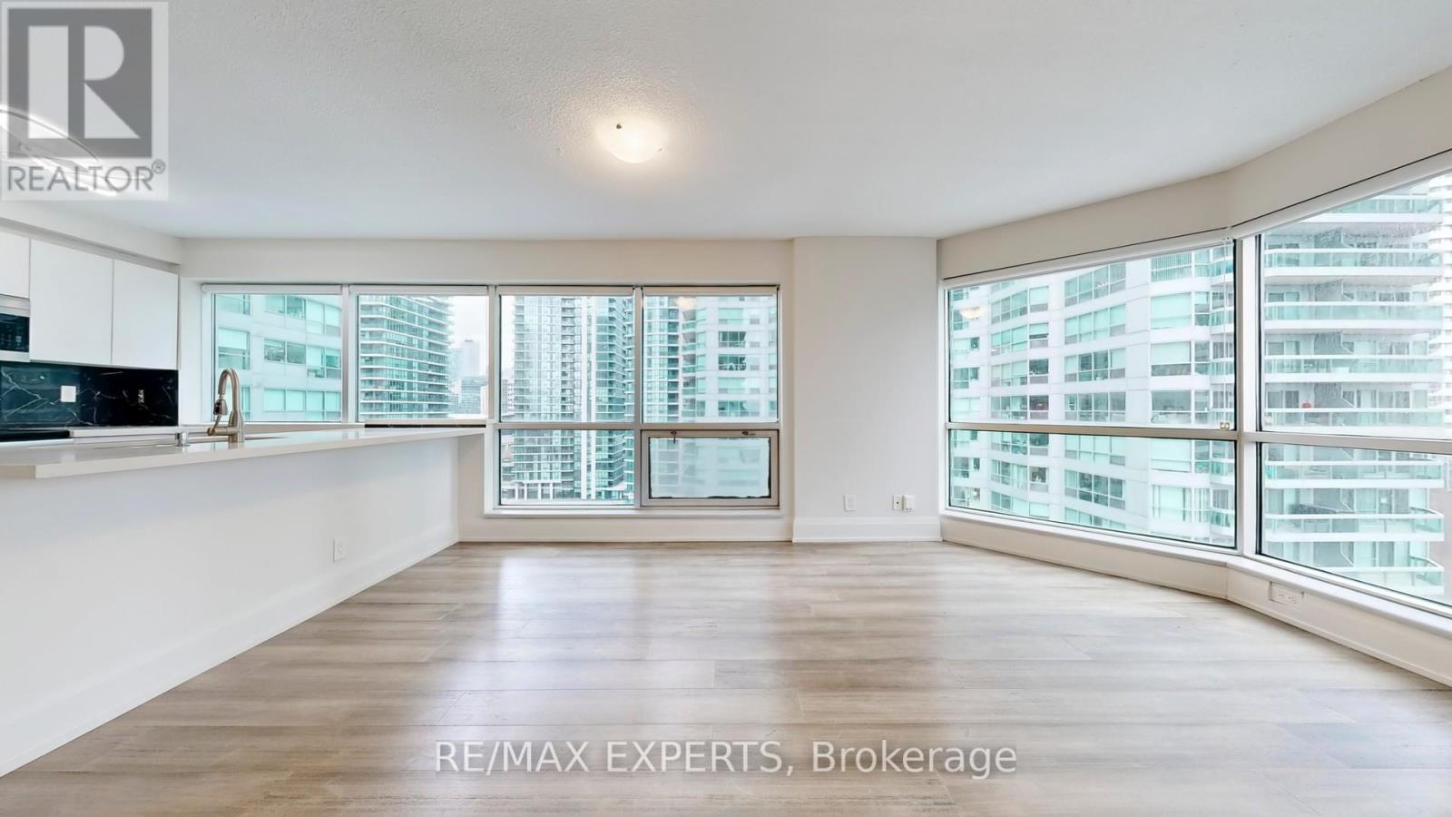 1203 - 10 Queens Quay W, Toronto, Ontario  M5J 1R4 - Photo 13 - C12687182