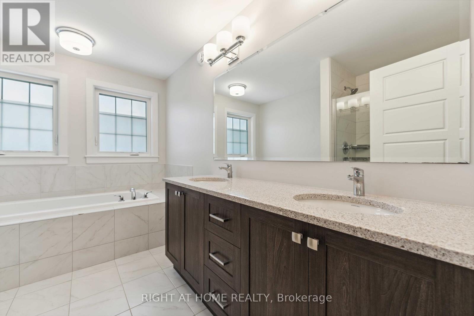 632 Moonflower Crescent W, Ottawa, Ontario  K1T 0X8 - Photo 23 - X12693848