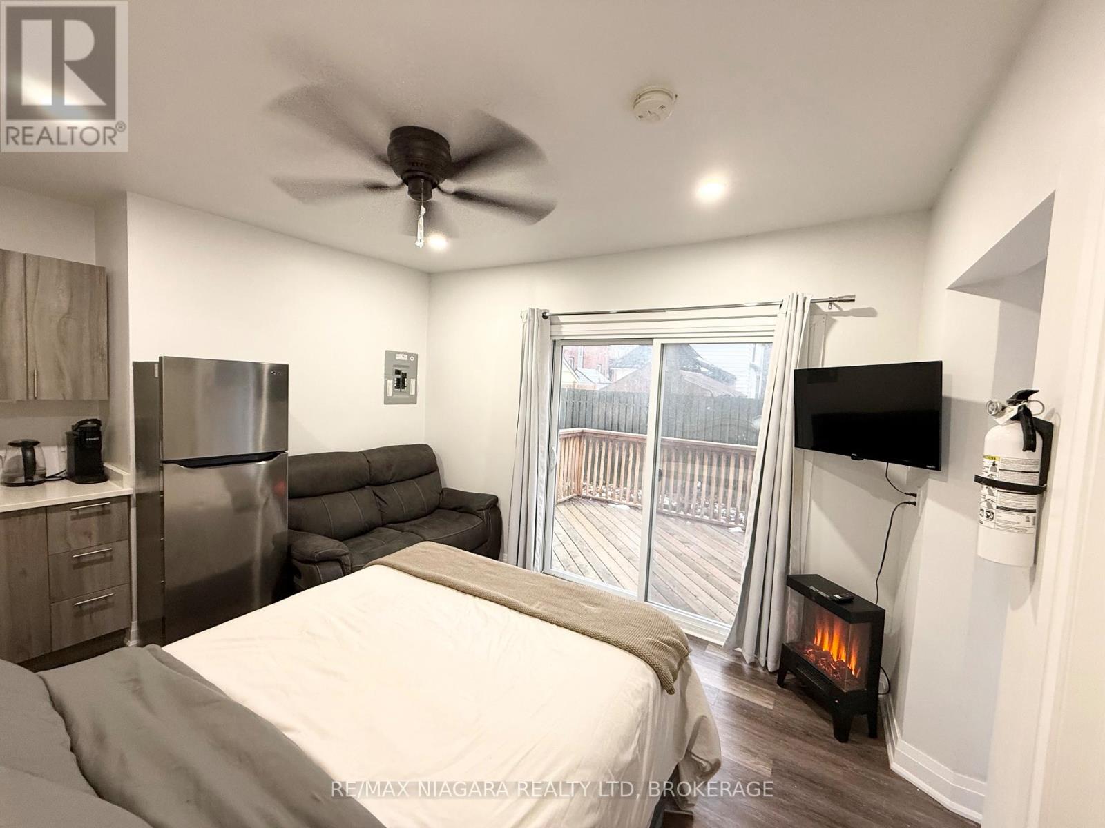 Unit 4 - 4701 River Road, Niagara Falls, Ontario  L2E 3G2 - Photo 3 - X12693834