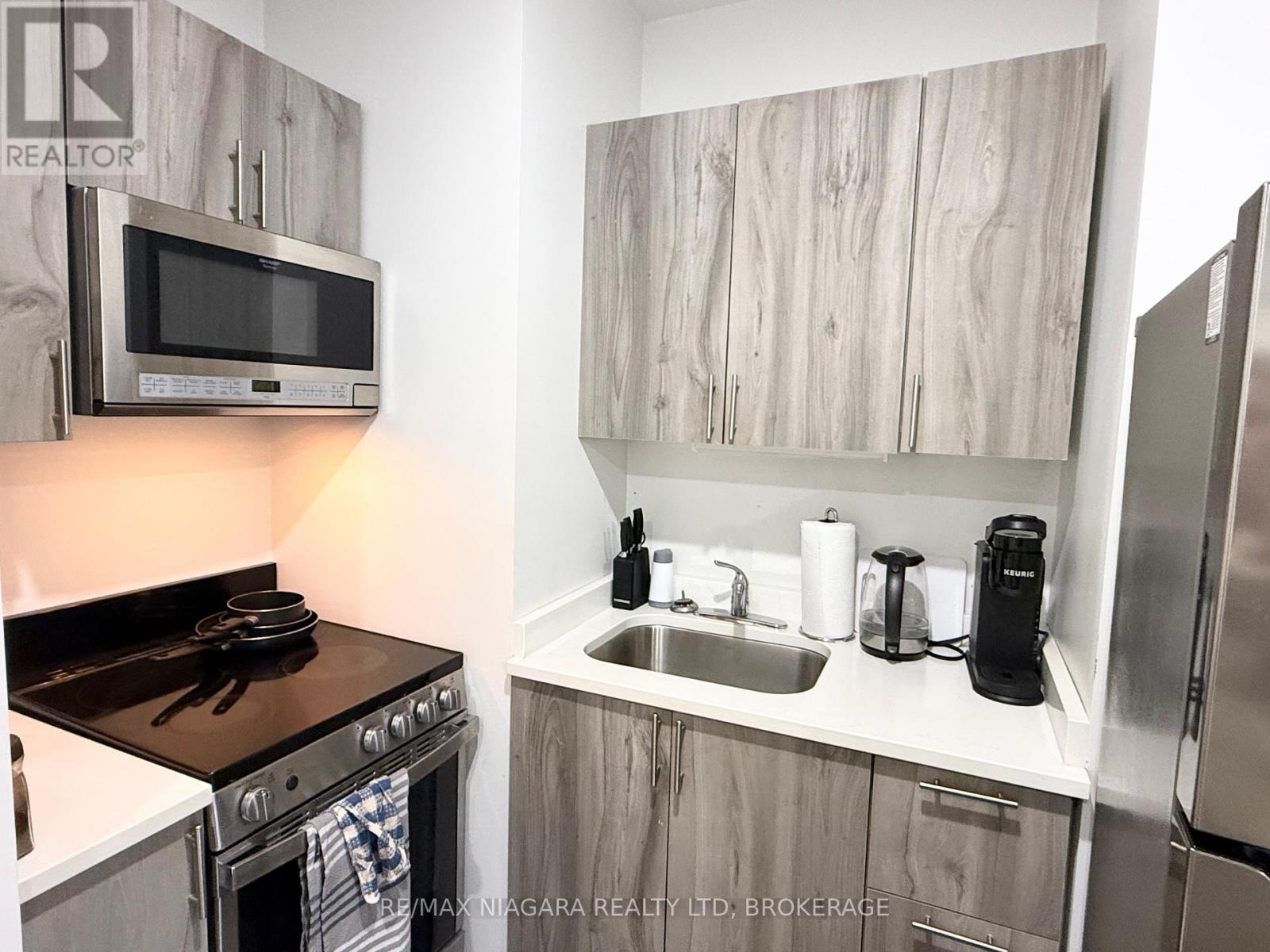 Unit 4 - 4701 River Road, Niagara Falls, Ontario  L2E 3G2 - Photo 5 - X12693834