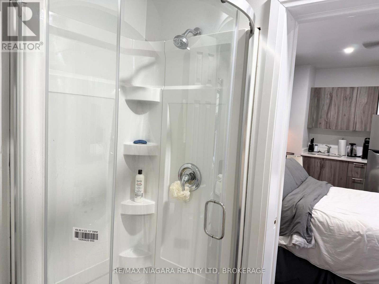 Unit 4 - 4701 River Road, Niagara Falls, Ontario  L2E 3G2 - Photo 9 - X12693834