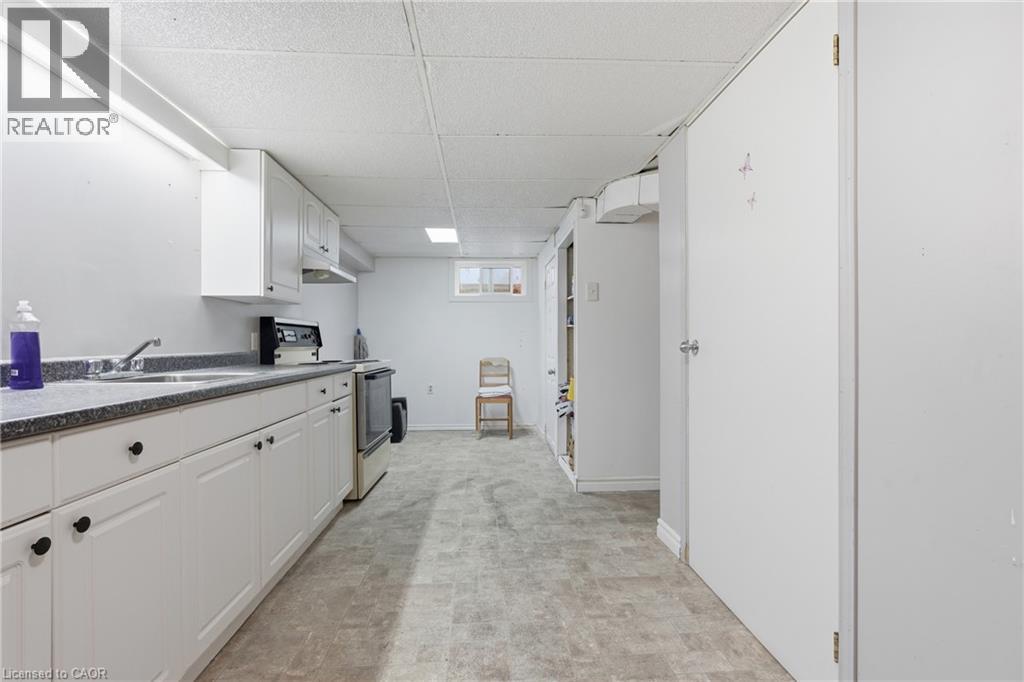 18 Harber Avenue, Kitchener, Ontario  N2C 1Y8 - Photo 29 - 40795682