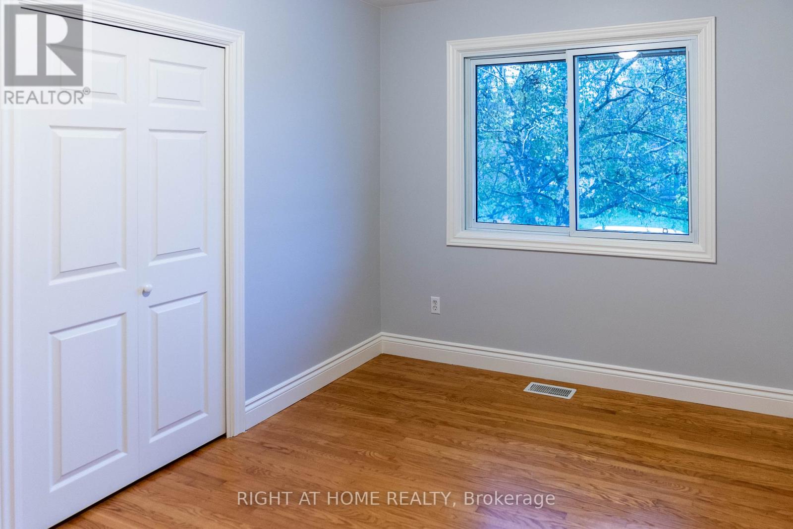 48 Ottaway Avenue, Barrie, Ontario  L4M 2W9 - Photo 18 - S12693830