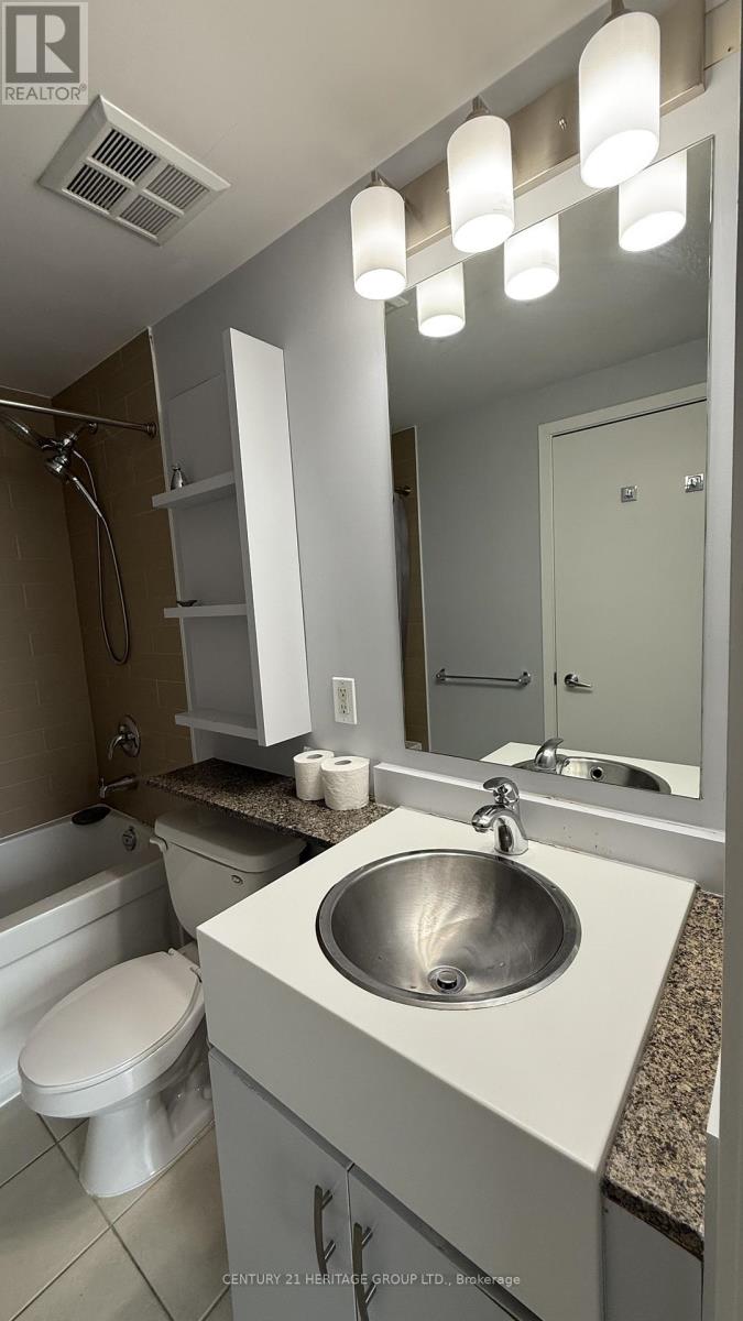 4010 - 35 Mariner Terrace, Toronto, Ontario  M5V 3V9 - Photo 21 - C12693750