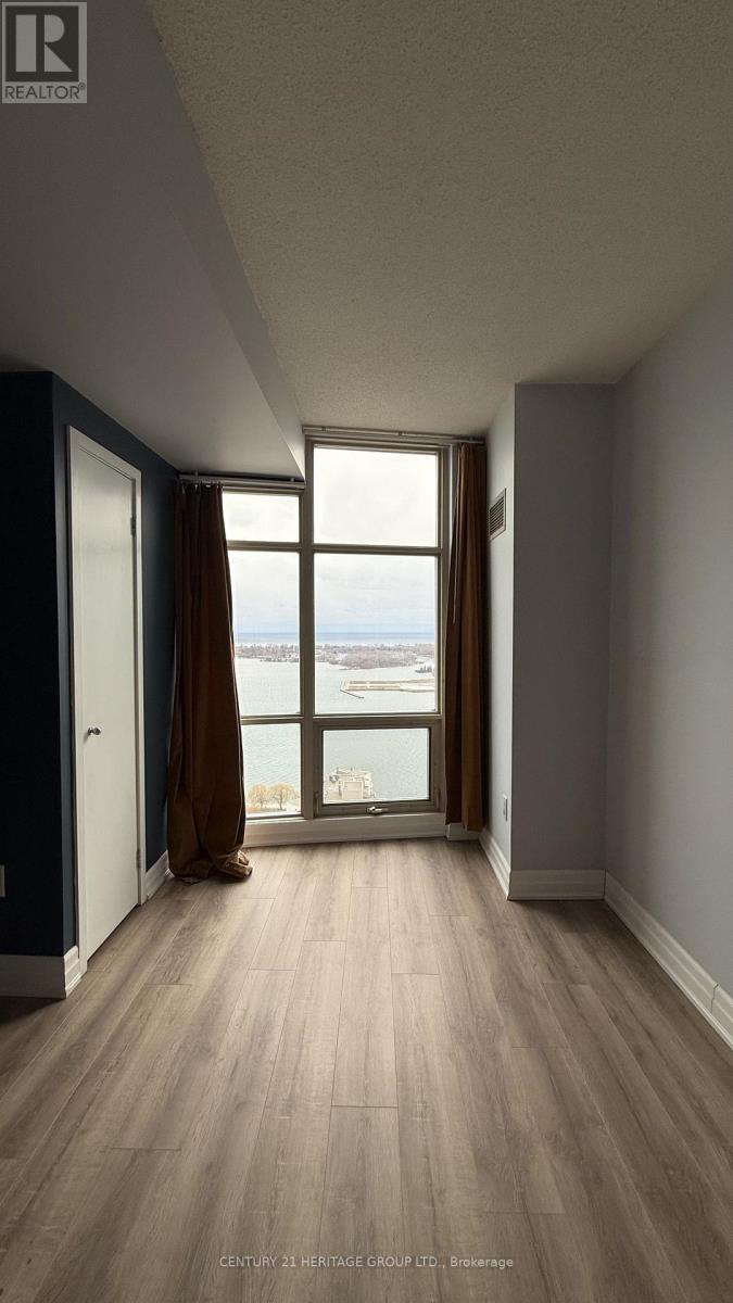 4010 - 35 Mariner Terrace, Toronto, Ontario  M5V 3V9 - Photo 16 - C12693750