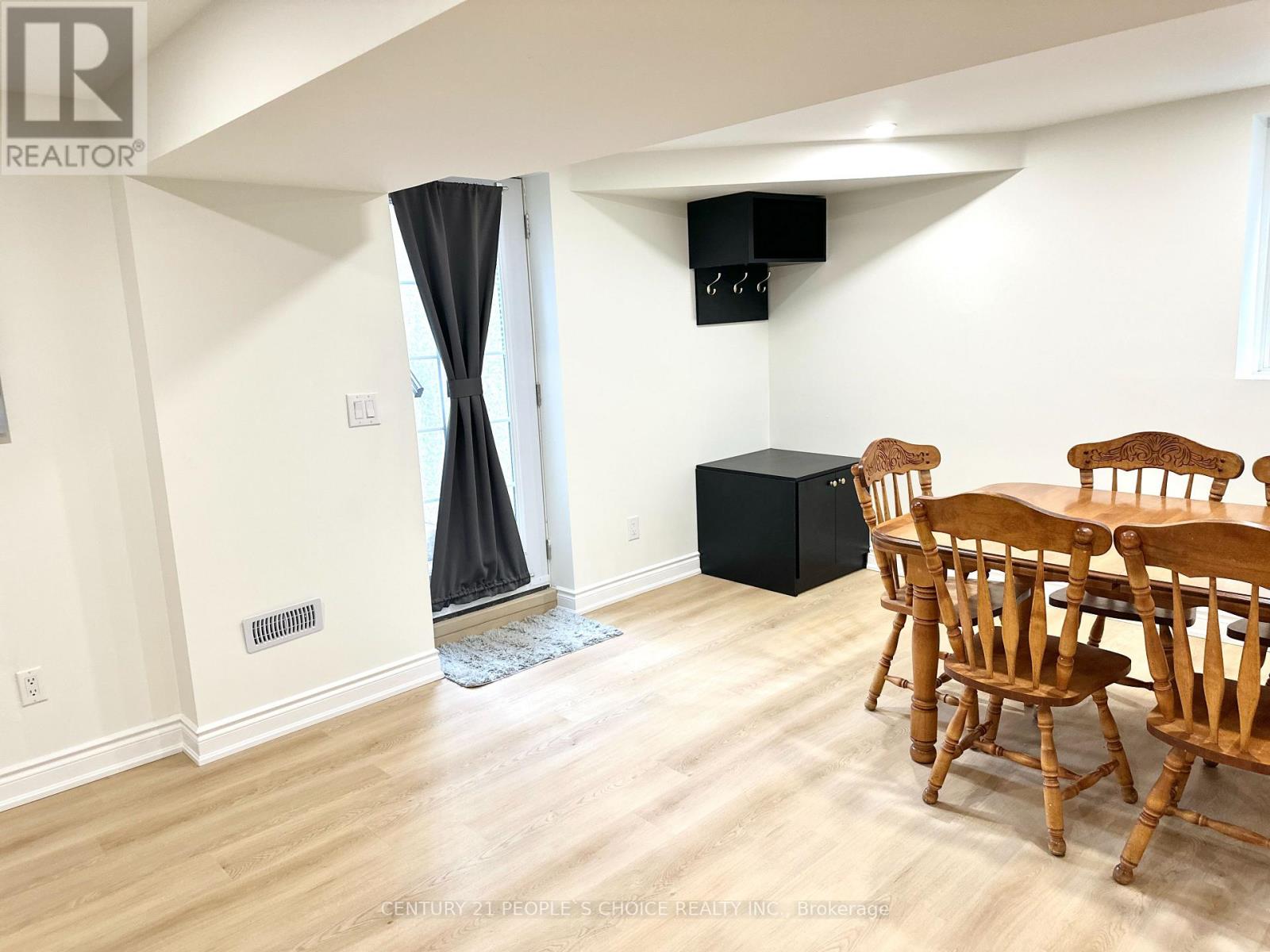 Bsmt - 319 Barber Drive, Halton Hills, Ontario  L7G 5H7 - Photo 7 - W12692700