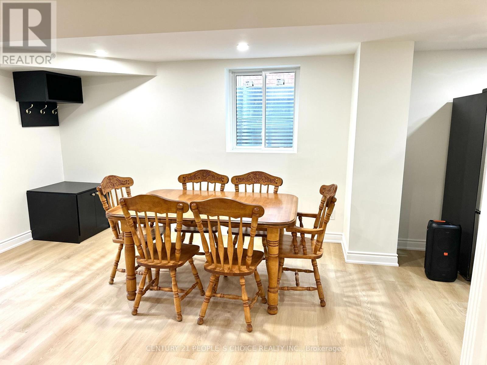 Bsmt - 319 Barber Drive, Halton Hills, Ontario  L7G 5H7 - Photo 8 - W12692700