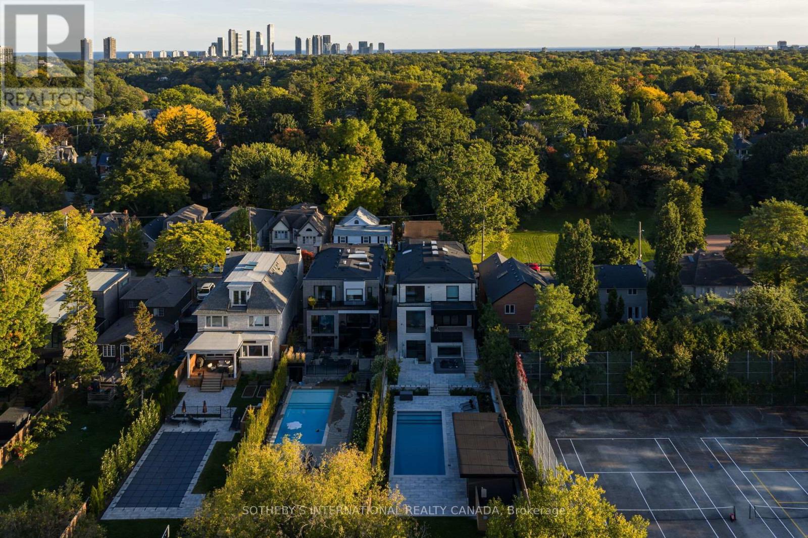 50 Bannon Avenue, Toronto (Kingsway South), Ontario  M8X 1V1 - Photo 23 - W12687346