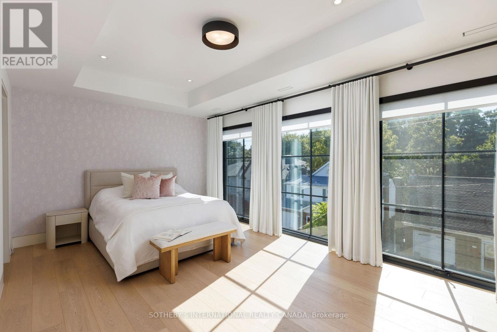 50 Bannon Avenue, Toronto (Kingsway South), Ontario  M8X 1V1 - Photo 35 - W12687346