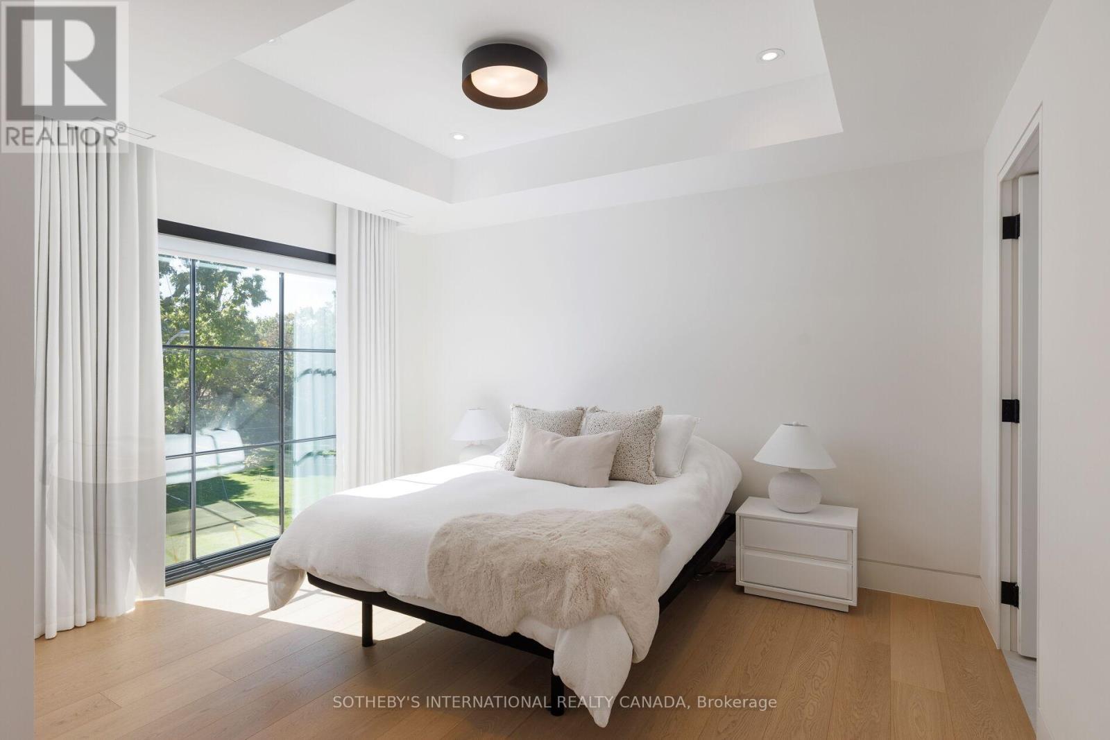 50 Bannon Avenue, Toronto (Kingsway South), Ontario  M8X 1V1 - Photo 36 - W12687346