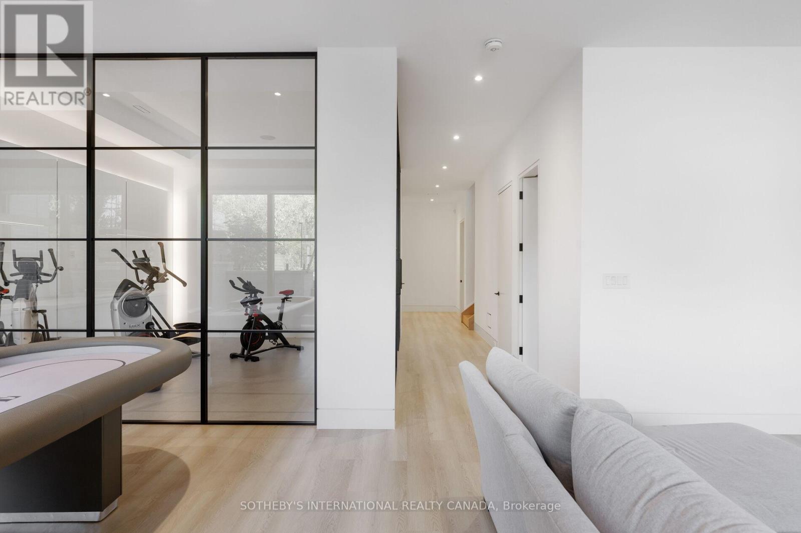 50 Bannon Avenue, Toronto (Kingsway South), Ontario  M8X 1V1 - Photo 45 - W12687346