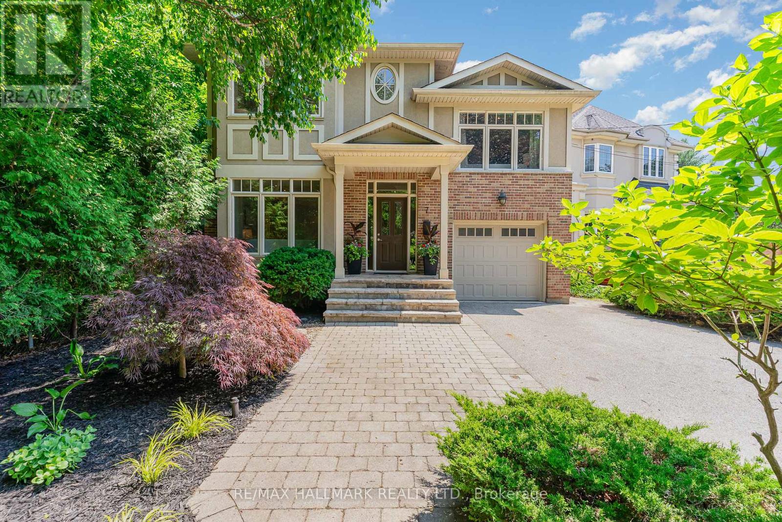 7 TIZZARD AVENUE, toronto (stonegate-queensway), Ontario