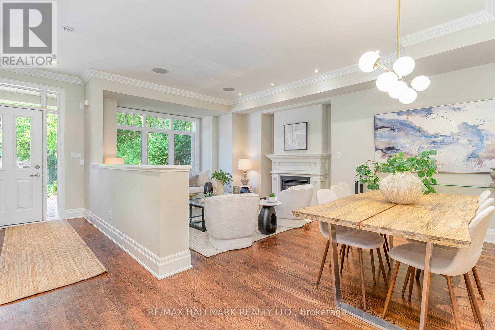 7 Tizzard Avenue, Toronto (Stonegate-Queensway), Ontario  M8Y 3Z4 - Photo 16 - W12693802