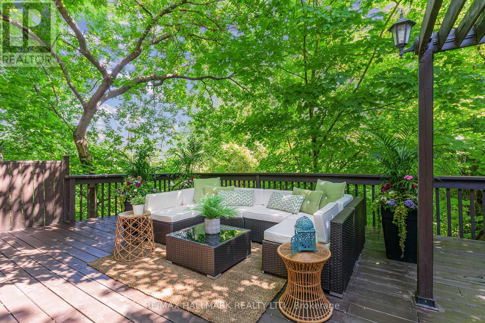 7 Tizzard Avenue, Toronto (Stonegate-Queensway), Ontario  M8Y 3Z4 - Photo 41 - W12693802