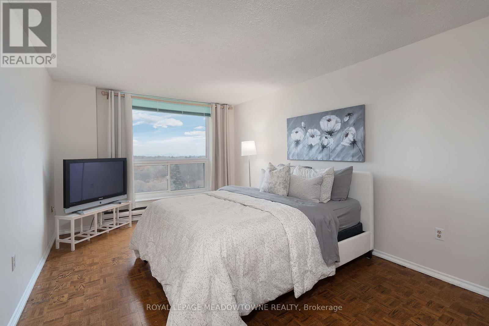 1111 - 965 Inverhouse Drive, Mississauga (Clarkson), Ontario  L5J 4B4 - Photo 16 - W12693806