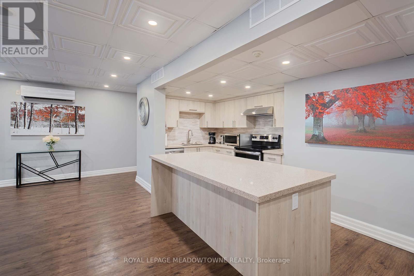 1111 - 965 Inverhouse Drive, Mississauga (Clarkson), Ontario  L5J 4B4 - Photo 22 - W12693806