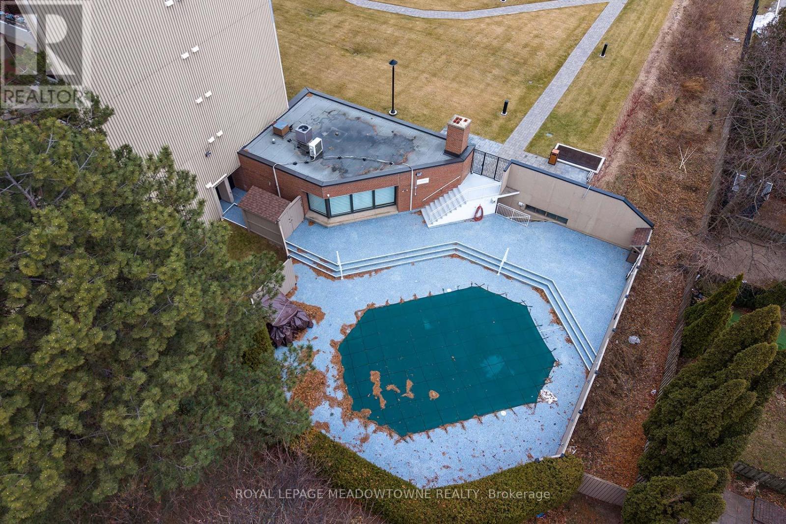 1111 - 965 Inverhouse Drive, Mississauga (Clarkson), Ontario  L5J 4B4 - Photo 30 - W12693806