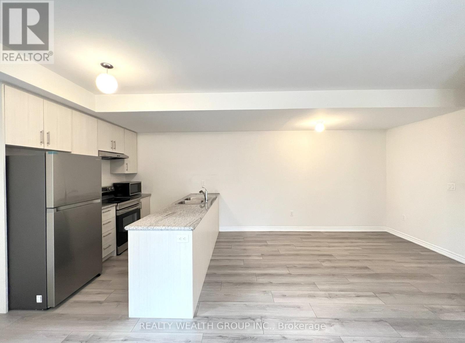 501 - 40 Halliford Place, Brampton, Ontario  L6P 4R1 - Photo 4 - W12693824