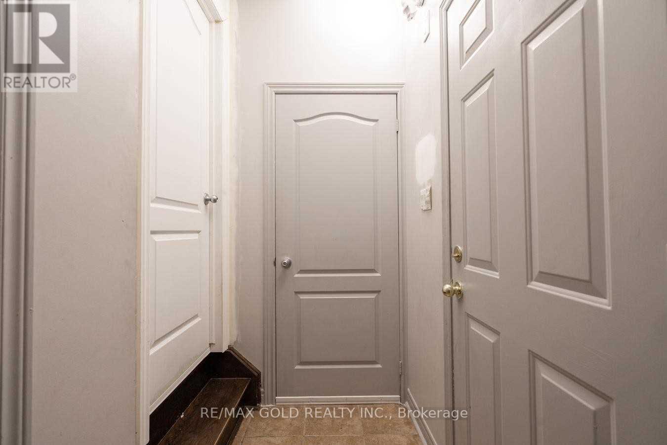 42 Dolly Varden, Brampton (Sandringham-Wellington), Ontario  L6R 3L3 - Photo 26 - W12693844