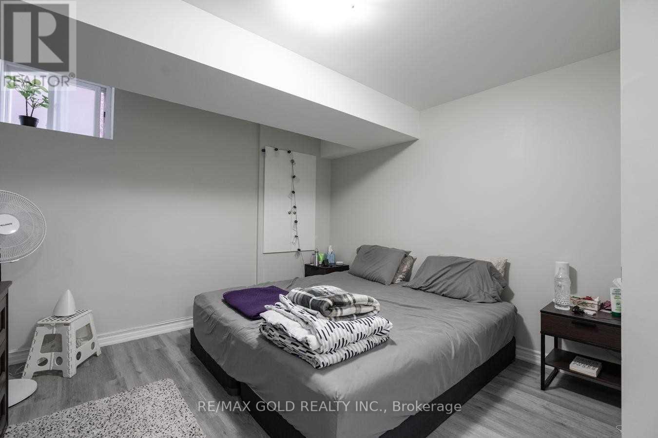 42 Dolly Varden, Brampton (Sandringham-Wellington), Ontario  L6R 3L3 - Photo 30 - W12693844