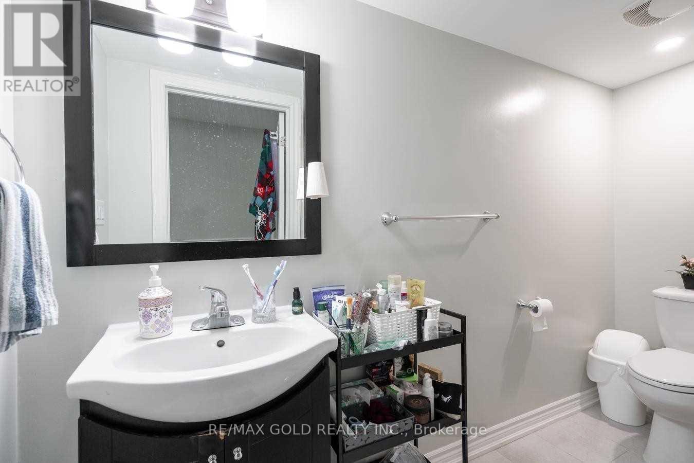 42 Dolly Varden, Brampton (Sandringham-Wellington), Ontario  L6R 3L3 - Photo 33 - W12693844