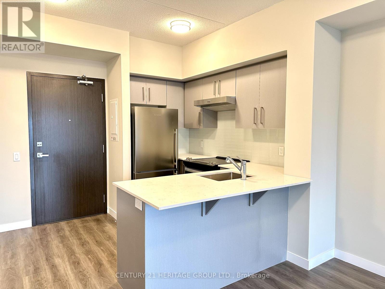 1813 - 15 Queen Street S, Hamilton, Ontario  L8P 0C6 - Photo 4 - X12693782